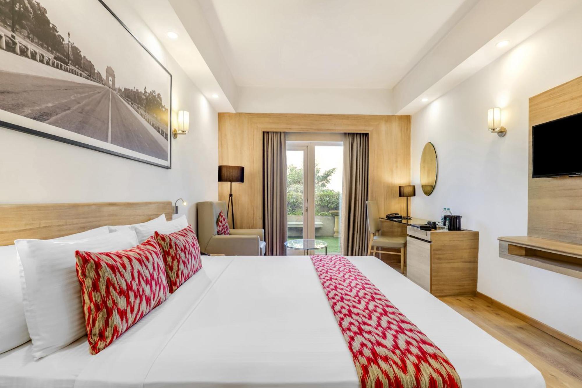 Lemon Tree Premier City Center Gurgaon Exterior photo