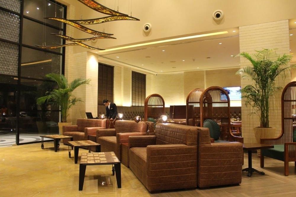 Lemon Tree Premier City Center Gurgaon Exterior photo