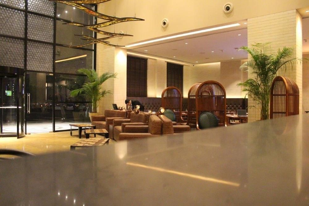 Lemon Tree Premier City Center Gurgaon Exterior photo