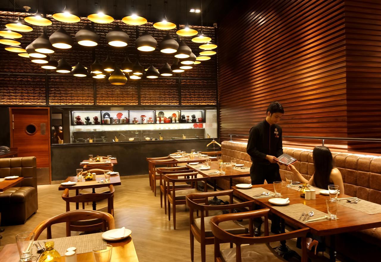 Lemon Tree Premier City Center Gurgaon Exterior photo